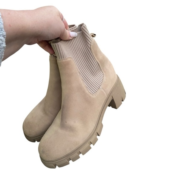 Steve Madden Hutch Sand Suede Lug Chelsea Boots I Size: 10 - Picture 1 of 9
